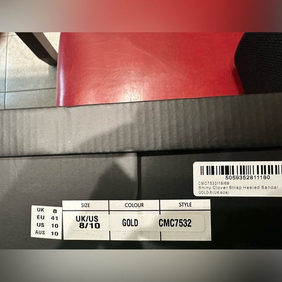 Shiny Clover Strap Heeled Sandal Gold(UK size 8/ US size 10) Brand new - Picture 5 of 5